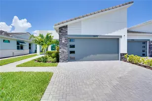 11695 SW Viridian Blvd, Port Saint Lucie, FL 34987 - Photo 1