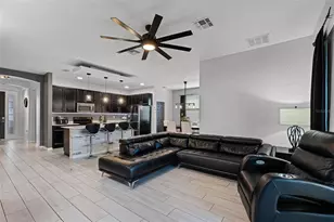 654 Star Magnolia Dr, Kissimmee, FL 34744 - Photo 8