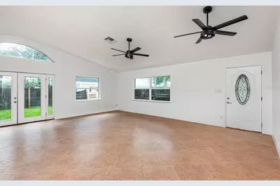 4085 Cypress Bend, Geneva, FL 32732 - Photo 4