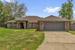 3 Pine Glen Dr, Debary, FL 32713 - Photo 2