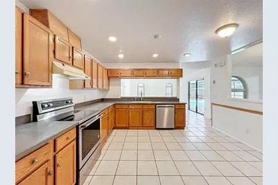 10018 Chesham Drive, Orlando, FL 32817 - Photo 22