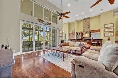 419 Whitcomb Drive, Geneva, FL 32732 - Photo 4