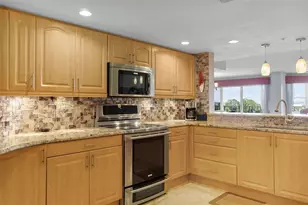 4 Oceans W Blvd, Daytona Beach Shores, FL 32118 - Photo 2