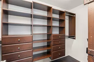 10720 Breaking Rocks Dr, Tampa, FL 33647 - Photo 38