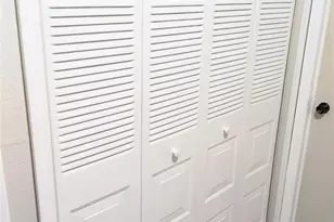 6640 121st Ave, Largo, FL 33773 - Photo 2