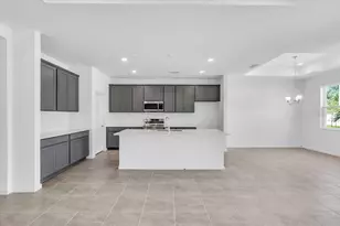 9581 Vibrant Ln, Venice, FL 34292 - Photo 4