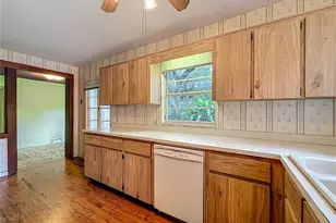 1606 Orangewood Ave, Orlando, FL 32806 - Photo 16