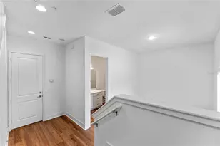 42 W Harding St, Orlando, FL 32806 - Photo 8