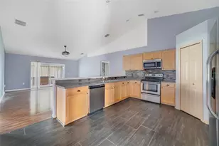 1406 Kissimmee Ct, Kissimmee, FL 34759 - Photo 6