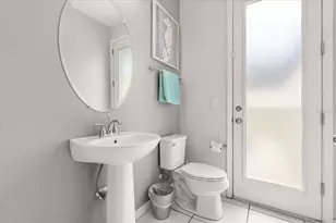 1592 Carey Palm Cir, Kissimmee, FL 34747 - Photo 32