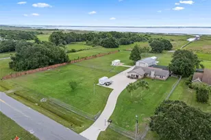 2921 Lake Tohopekaliga Blvd, Kissimmee, FL 34746 - Photo 2