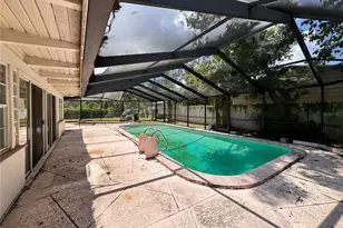 5627 Oakland Dr, Tampa, FL 33617 - Photo 62