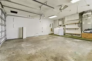 5627 Oakland Dr, Tampa, FL 33617 - Photo 48