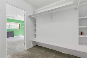 5627 Oakland Dr, Tampa, FL 33617 - Photo 26