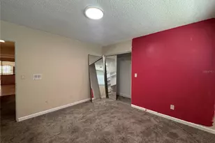 5627 Oakland Dr, Tampa, FL 33617 - Photo 42