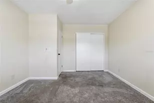 5627 Oakland Dr, Tampa, FL 33617 - Photo 40