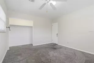 5627 Oakland Dr, Tampa, FL 33617 - Photo 36