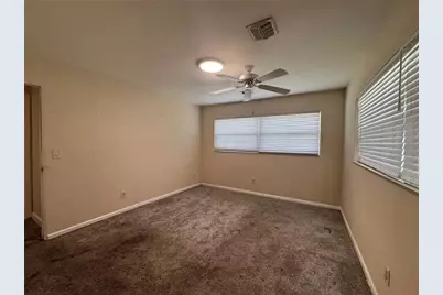 5627 Oakland Drive, Tampa, FL 33617 - Photo 48