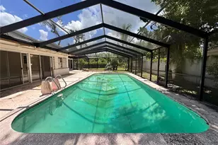 5627 Oakland Dr, Tampa, FL 33617 - Photo 66