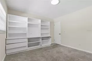 5627 Oakland Dr, Tampa, FL 33617 - Photo 28