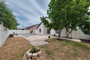 2639 Monaco Cove Cir, Orlando, FL 32825 - Photo 42