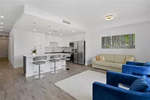 1709 N Tamiami Trl, Sarasota, FL 34234 - Photo 6