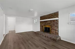 203 E Lakeview Ave, Eustis, FL 32726 - Photo 8