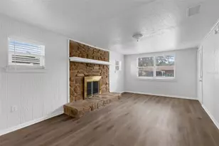 203 E Lakeview Ave, Eustis, FL 32726 - Photo 8