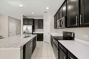 813 Marsh Reed Dr, Winter Garden, FL 34787 - Photo 8