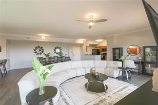 8101 Resort Village Dr, Orlando, FL 32821 - Photo 20