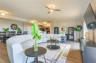 8101 Resort Village Dr, Orlando, FL 32821 - Photo 18