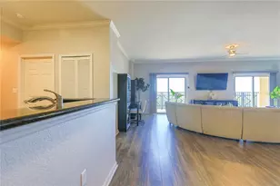 8101 Resort Village Dr, Orlando, FL 32821 - Photo 14