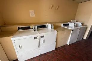 7900 S Orange Blossom Trl, Orlando, FL 32809 - Photo 16