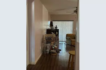 2932 Silver Ridge Drive, Orlando, FL 32818 - Photo 4