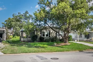 1725 Hilton Head Blvd, Lady Lake, FL 32159 - Photo 22