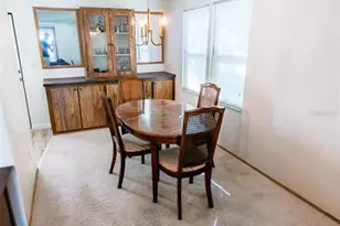 1725 Hilton Head Blvd, Lady Lake, FL 32159 - Photo 10