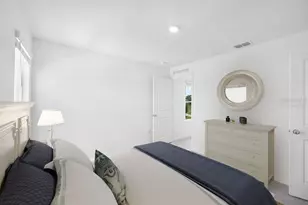 313 Cornerstone Dr, Groveland, FL 34736 - Photo 18