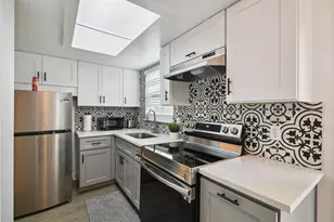 1024 Manor Dr, Orlando, FL 32807 - Photo 8