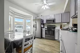 3280 Villa Way Cir, Saint Cloud, FL 34769 - Photo 4