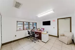 4407 N John Young Pkwy, Orlando, FL 32804 - Photo 32