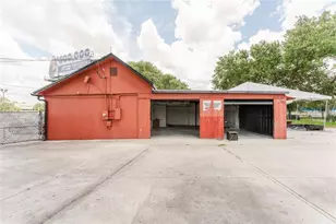 4407 N John Young Pkwy, Orlando, FL 32804 - Photo 14