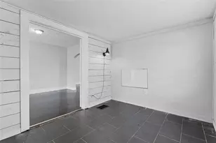 25 E Pinecrest Ave, Eustis, FL 32726 - Photo 8