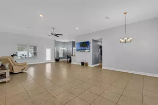 15 Zelda Ct, Palm Coast, FL 32164 - Photo 4