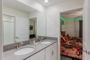 2850 Bookmark Dr, Kissimmee, FL 34746 - Photo 40