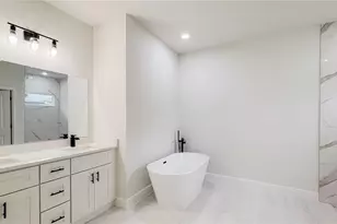 15621 SW 37th Cir, Ocala, FL 34473 - Photo 8