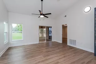 7728 Balharbour Dr, New Port Richey, FL 34653 - Photo 8