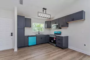 7728 Balharbour Dr, New Port Richey, FL 34653 - Photo 4