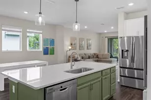 17860 Passionflower Cir, Clermont, FL 34714 - Photo 10