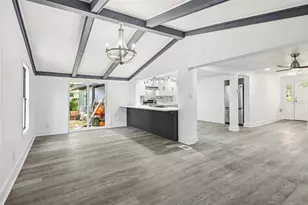 18015 Beach St, Umatilla, FL 32784 - Photo 10