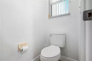 686 Cotulla Dr, Kissimmee, FL 34758 - Photo 22